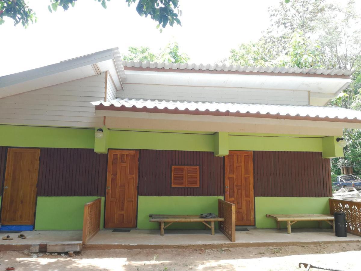 Home Garden Chaeson บ้านสวน ชวนฝัน Lampang Esterno foto
