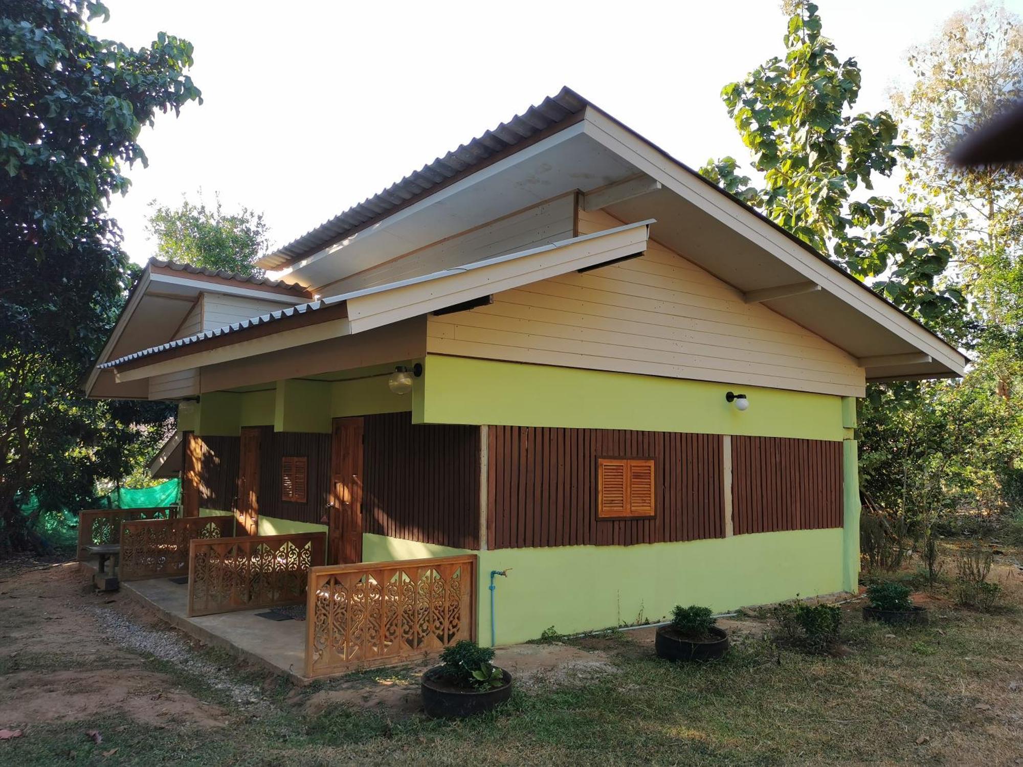 Home Garden Chaeson บ้านสวน ชวนฝัน Lampang Camera foto
