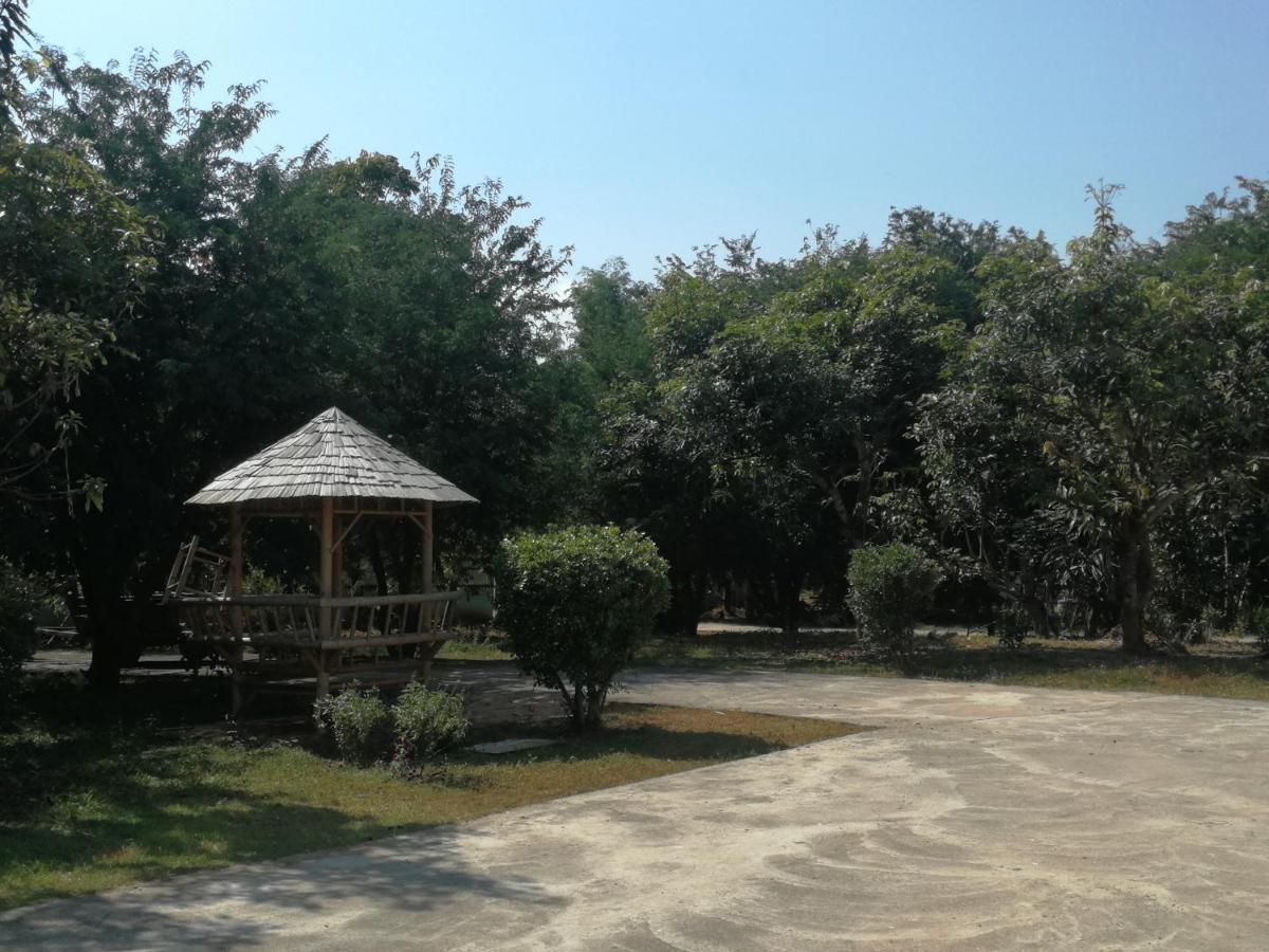 Home Garden Chaeson บ้านสวน ชวนฝัน Lampang Esterno foto